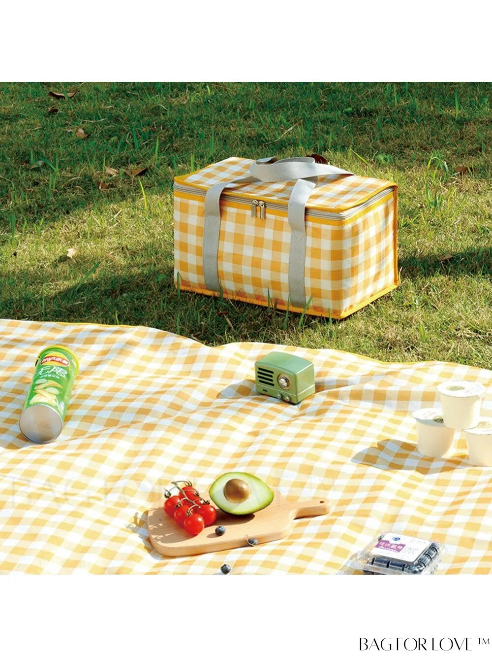 BagForLove - Double-Layer Thermal Picnic Bag: Portable, Insulated Camping Basket with Travel Accessories
