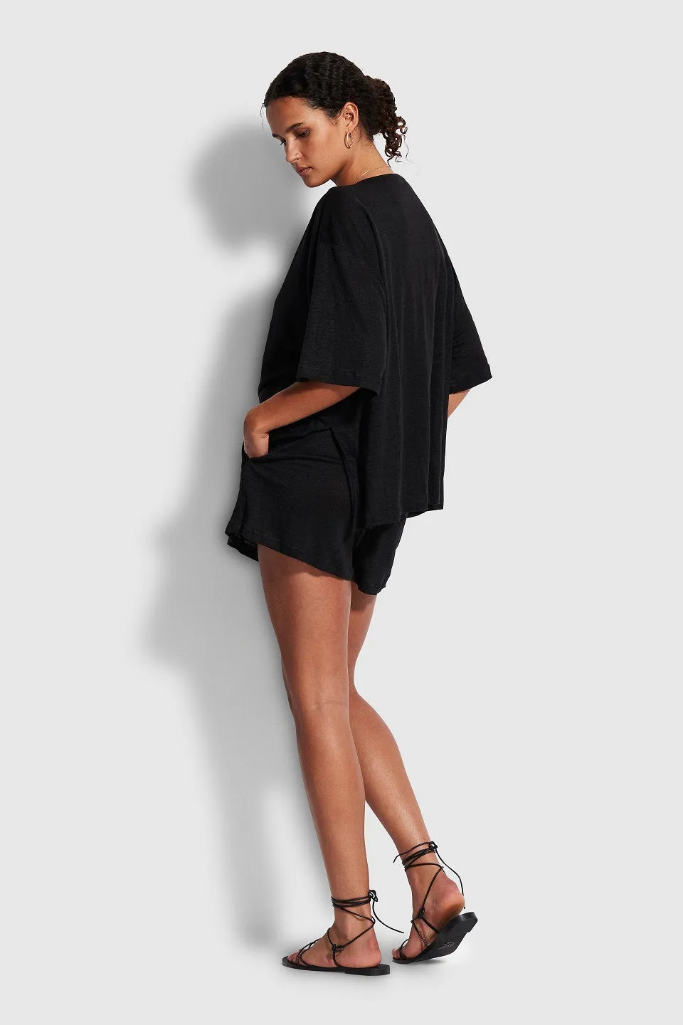 Beach Edit Linen Jersey Short Black