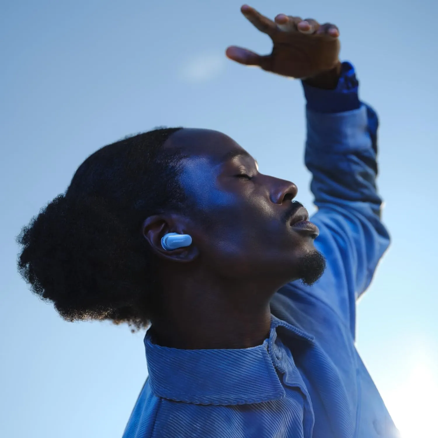 Bose QuietComfort Ultra Wireless Noise Cancelling Earbuds - Moonstone Blue