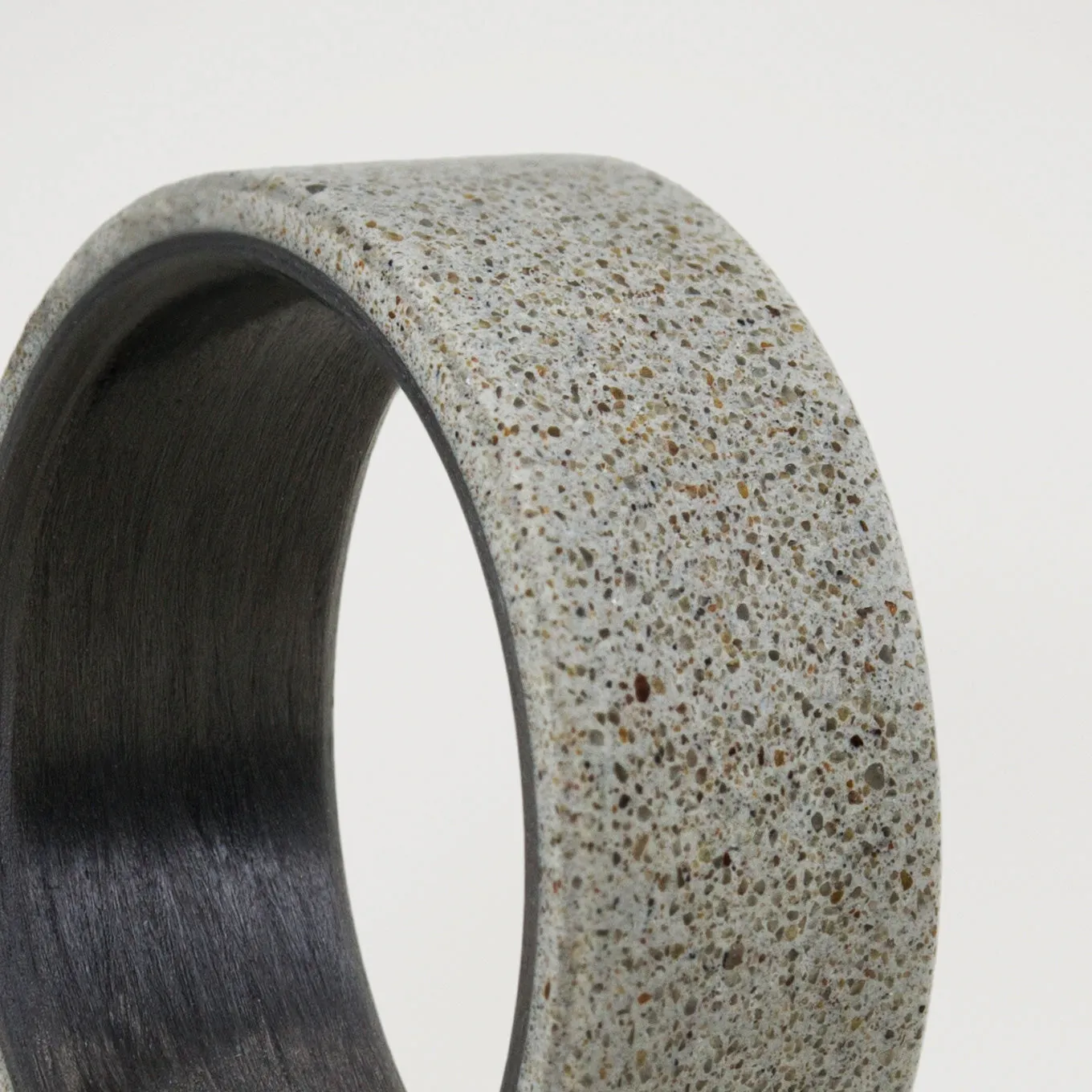 Gray concrete & carbon fiber men ring