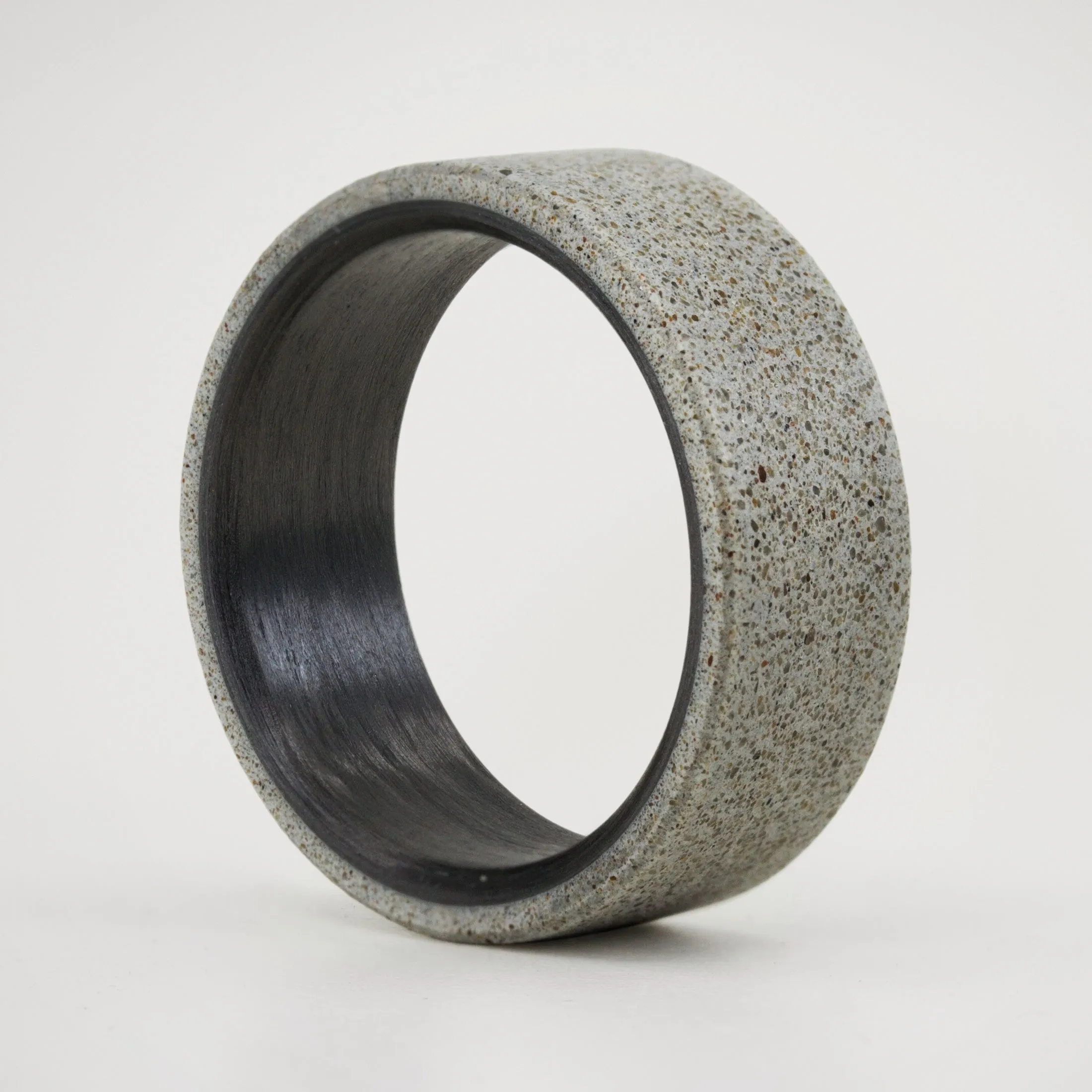 Gray concrete & carbon fiber men ring