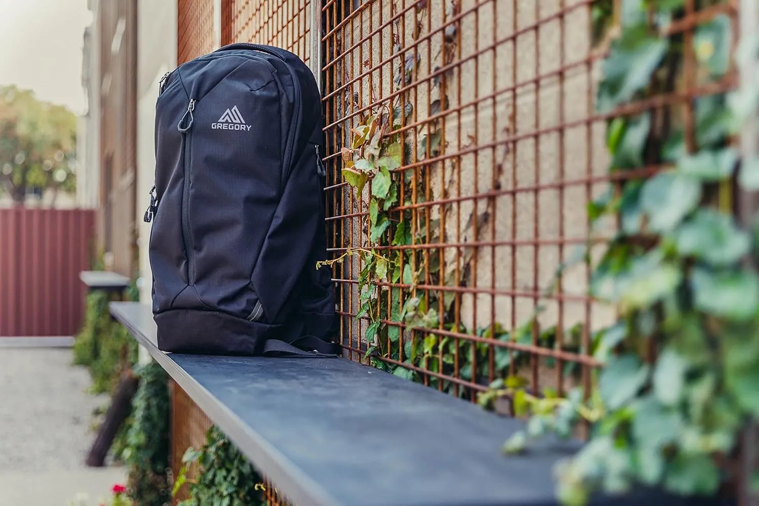 Gregory Rhune 22L Unisex Everyday Commuter Backpack, One Size Fits All, Carbon Black