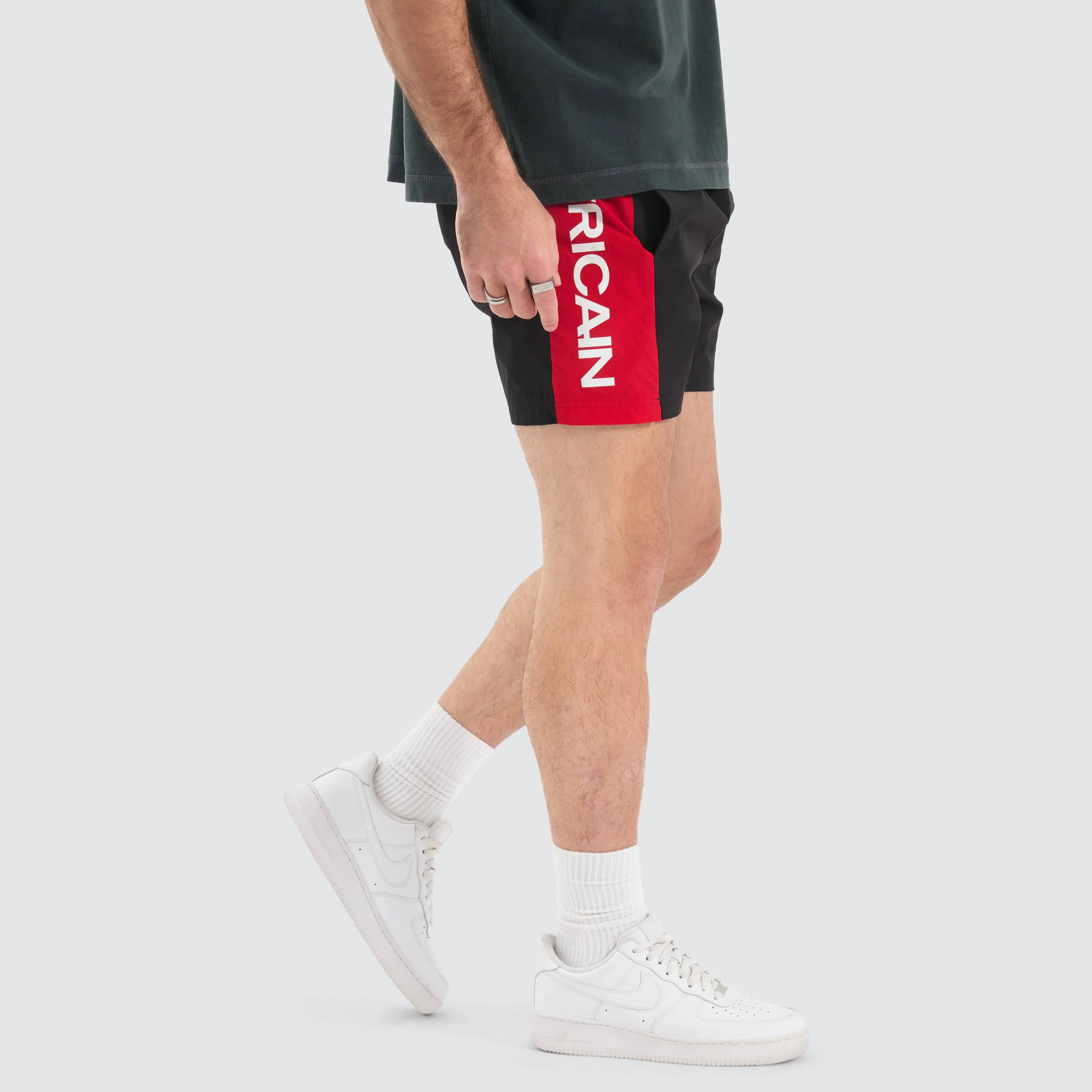 Grima Beach Short Black/Red