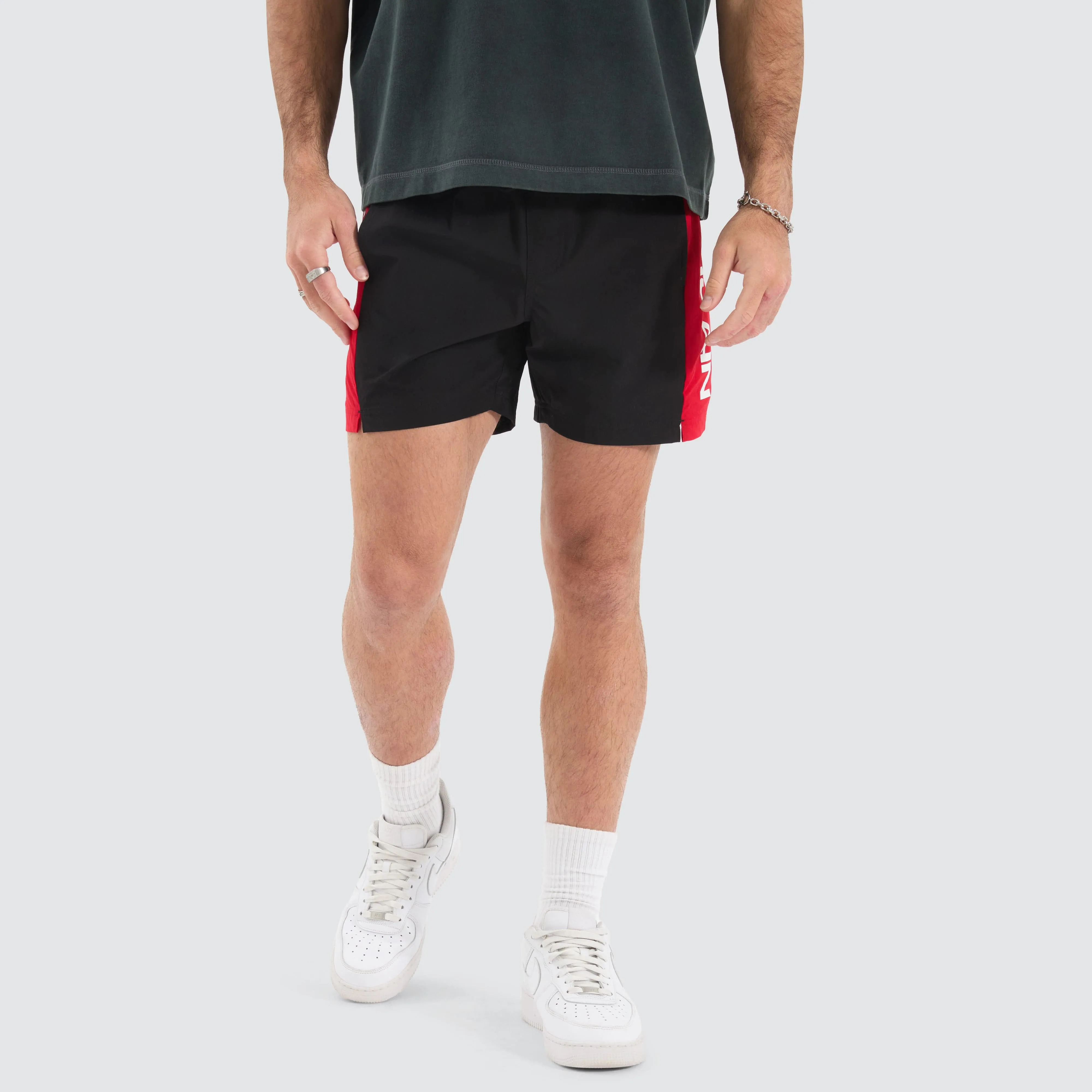 Grima Beach Short Black/Red