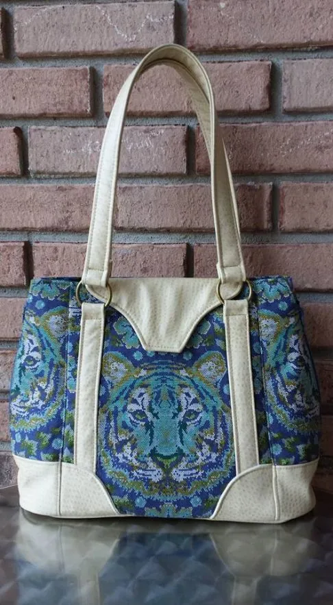 Harriet Expandable Tote