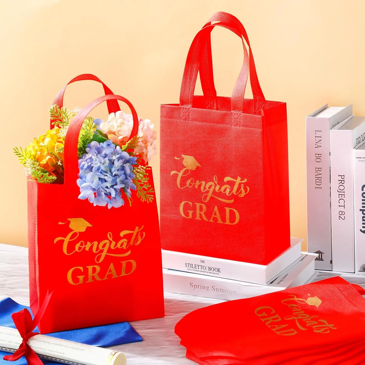 JaGely 30 Pcs Graduation Gift Bags with Handles Reusable Non Woven Congrats Grad Tote Bags Graduation Party Favor for College High School Graduate Decoration