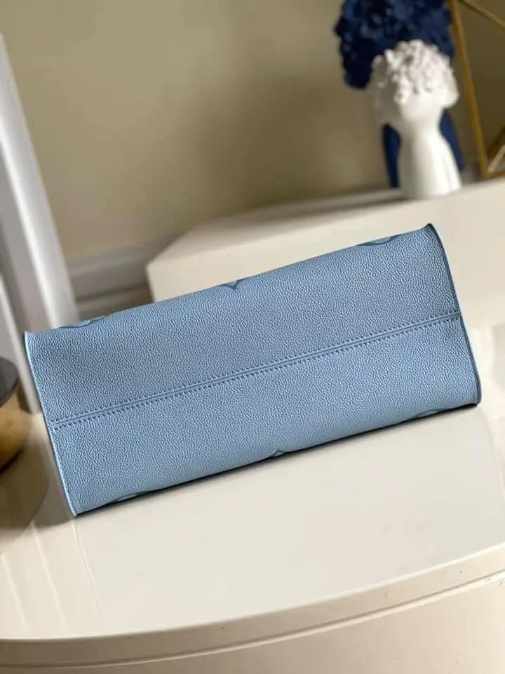 Louis Vuitton OnTheGo MM bag