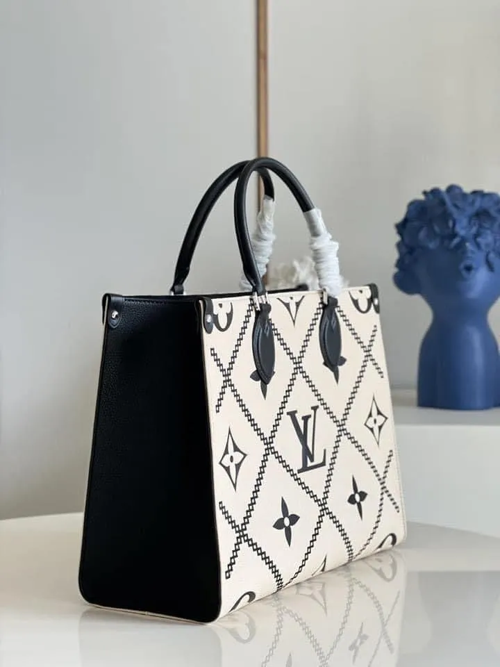 Louis Vuitton OnTheGo MM Bag