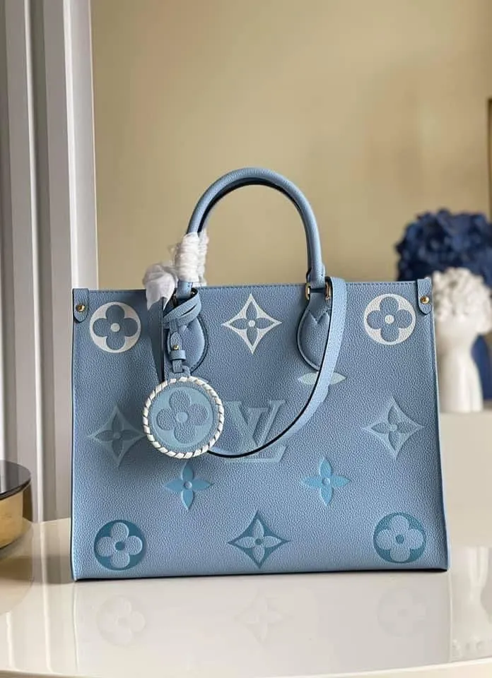Louis Vuitton OnTheGo MM bag