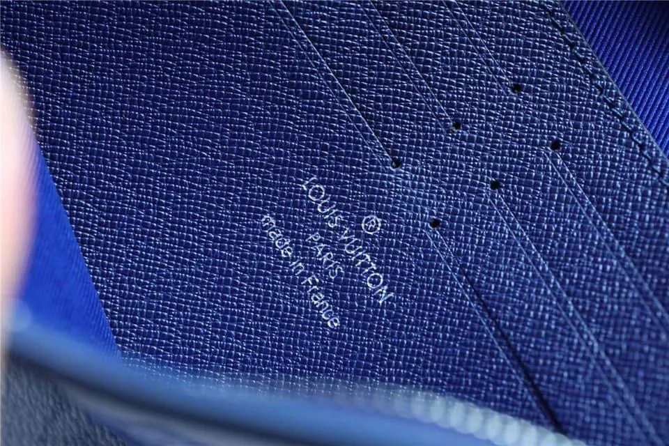 Louis Vuitton Pochette Voyage MM