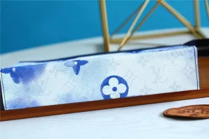 Louis Vuitton Pochette Voyage MM