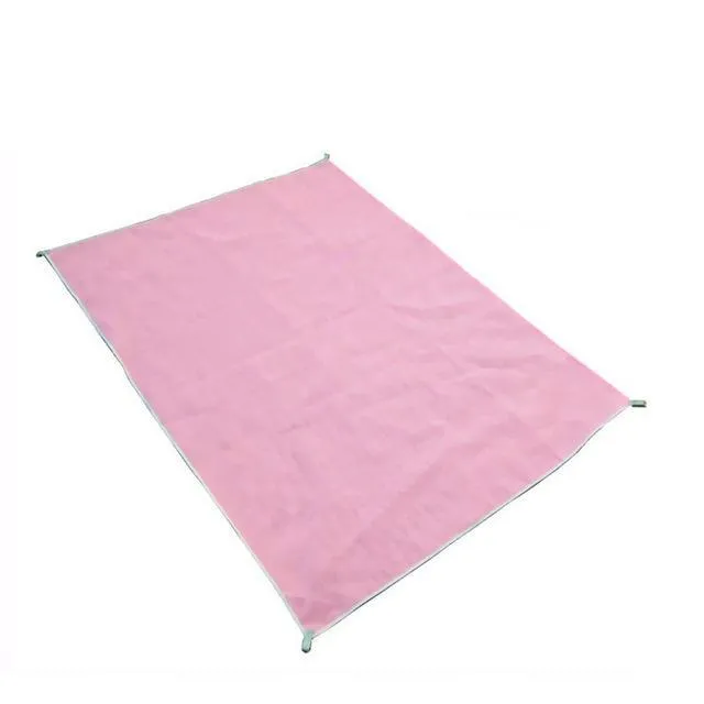 Magic Sand Free Beach Mat