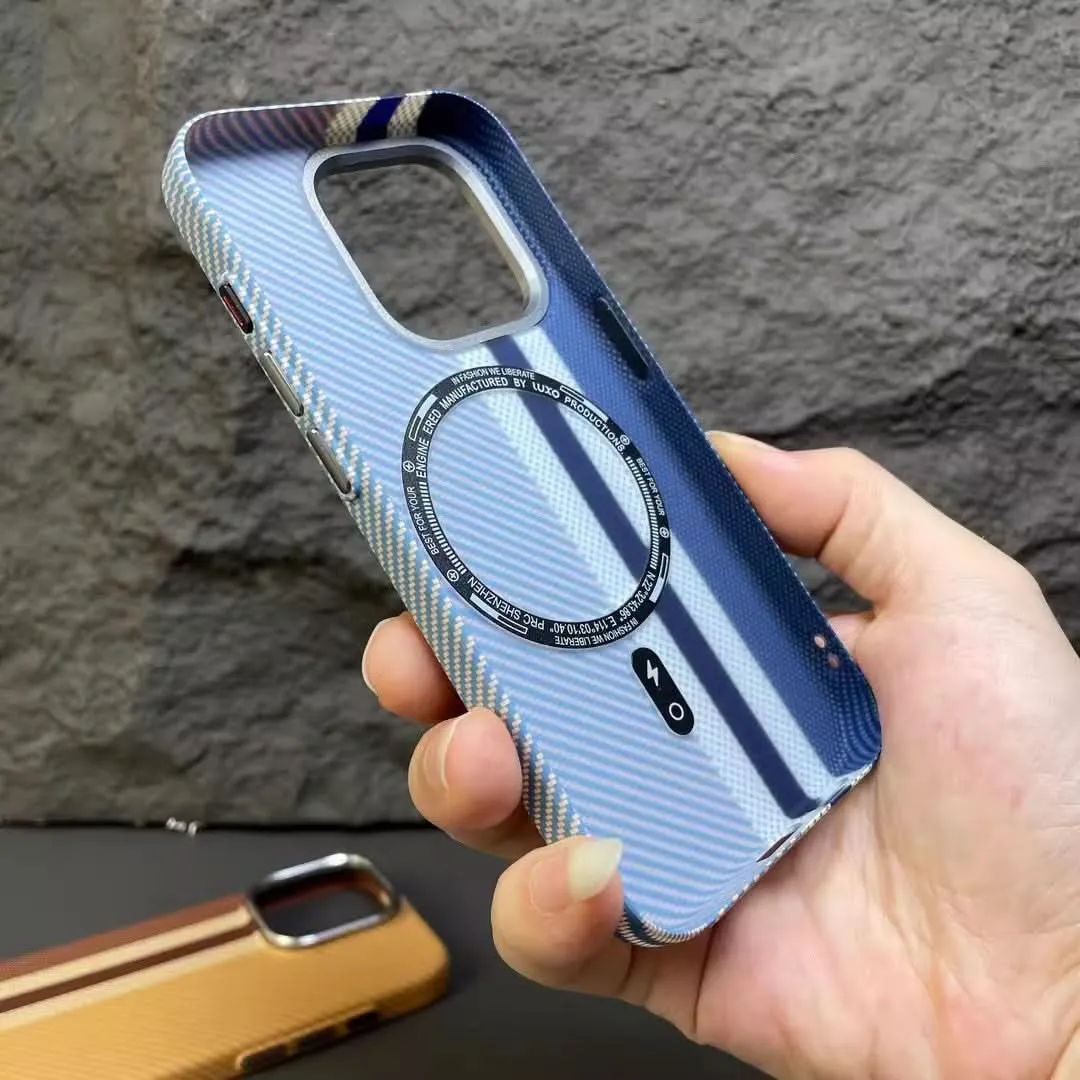 Magnetic Kevlar iPhone Case – Shockproof Carbon Fiber