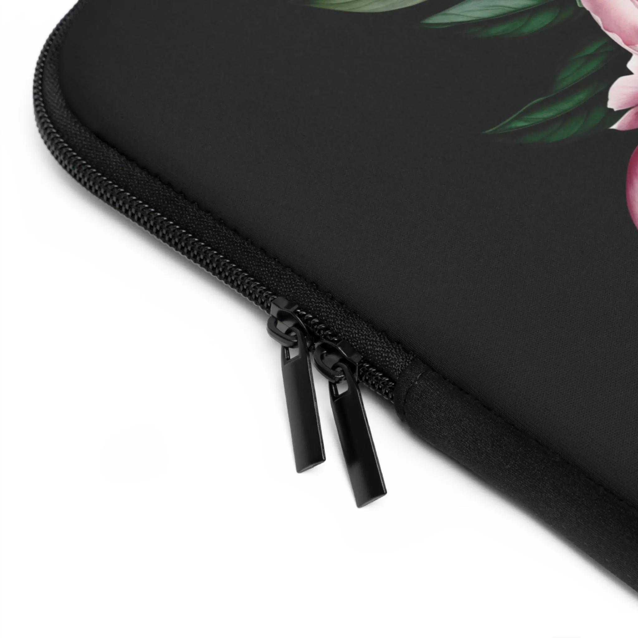 PEONY BLOOM DOLCE AMOUR ELEGANCE: LAPTOP COVER IN NOIR PINK