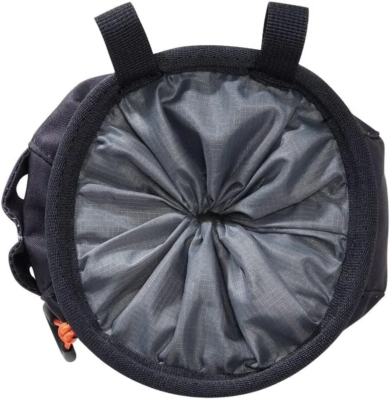Petzl SAKAPOCHE Chalk Bag - Ergonomic Chalk Bag with Zippered Pocket for Gym, Sport, and Trad Climbing