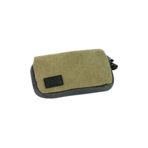 RYOT Carbon Series PackRatz with SmellSafe & Lockable Technology