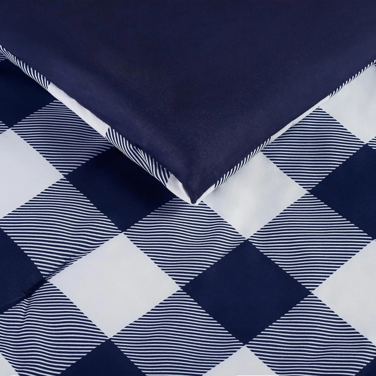 Serta Simply Clean Alex Soft 5 Piece Buffalo Check Plaid Bed in A Bag Complete Bedding Comforter Set with Sheets and Pillow Cases for All Season, Twin/Twin XL, Navy/White