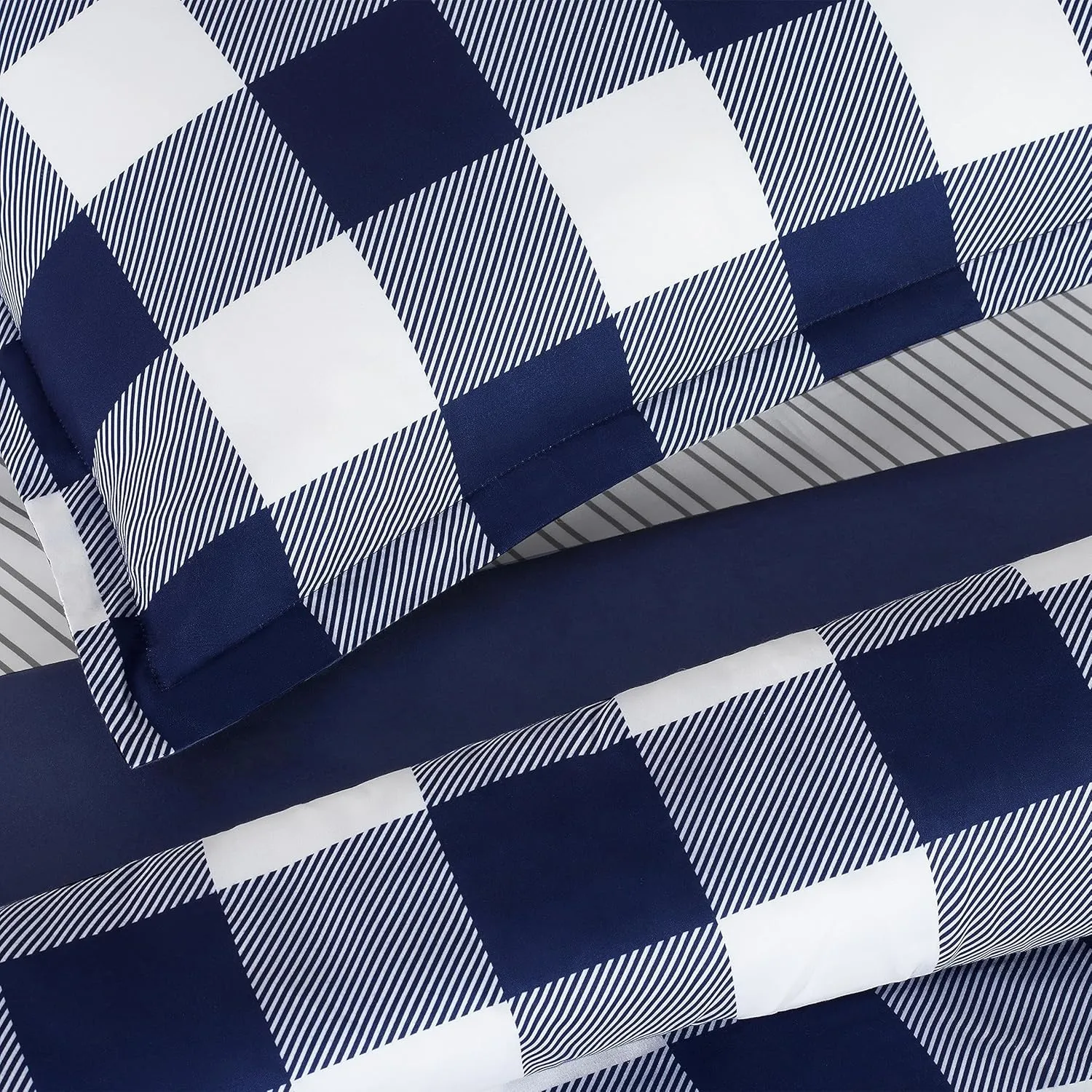 Serta Simply Clean Alex Soft 5 Piece Buffalo Check Plaid Bed in A Bag Complete Bedding Comforter Set with Sheets and Pillow Cases for All Season, Twin/Twin XL, Navy/White