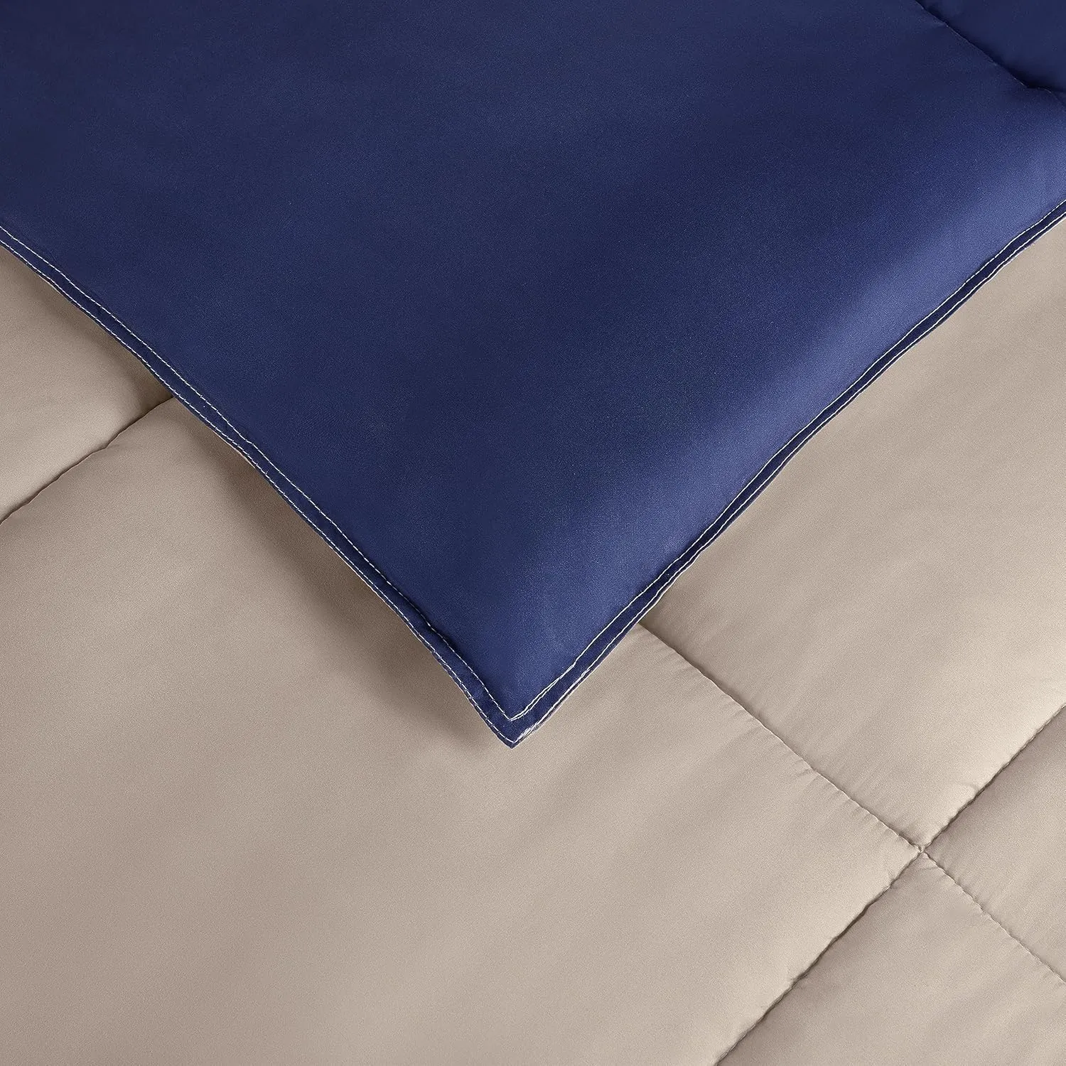 Serta Simply Clean Complete 7 Piece Hypoallergenic Reversible Bed in a Bag with Sheets and Pillow Cases for All Season, Full, Khaki/Navy