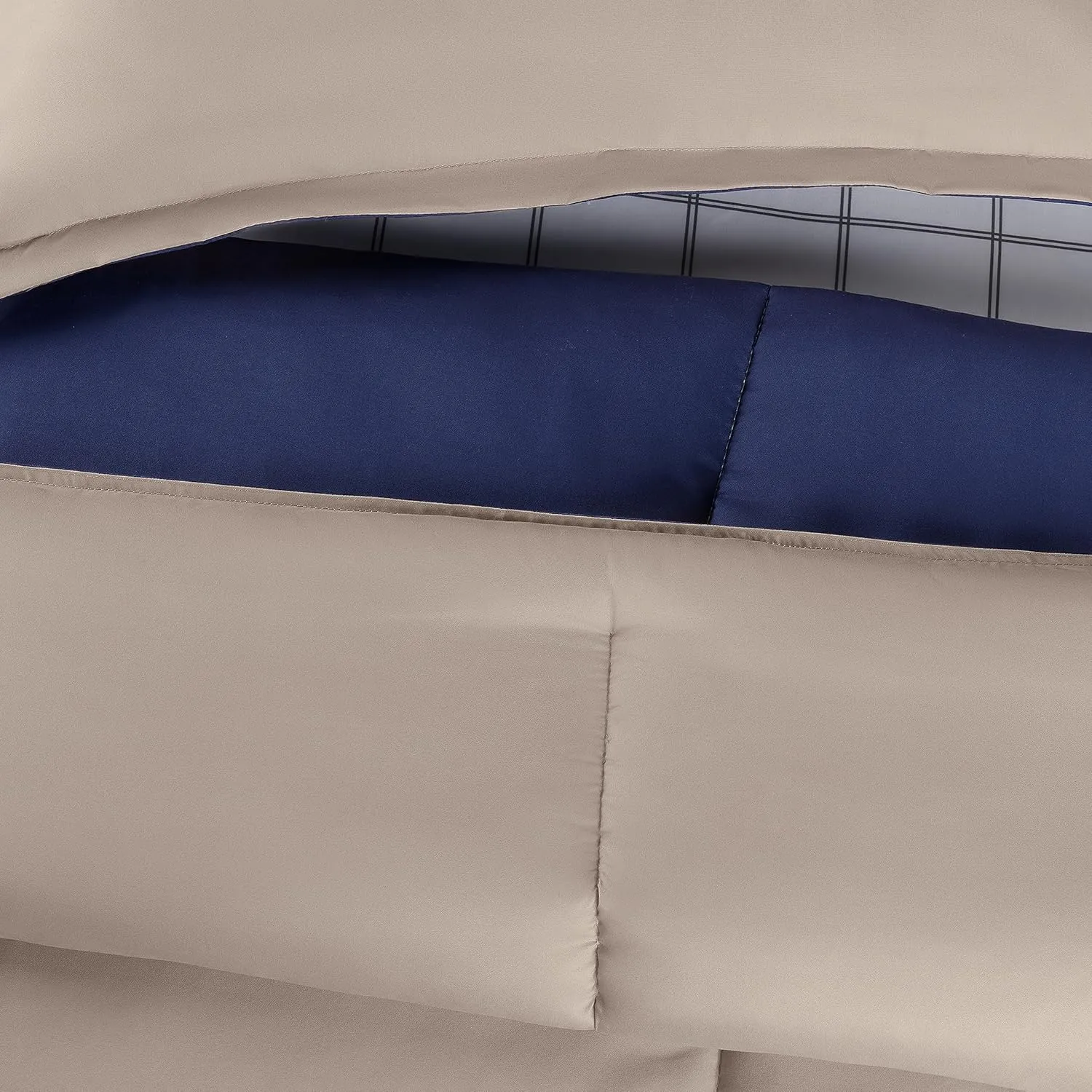 Serta Simply Clean Complete 7 Piece Hypoallergenic Reversible Bed in a Bag with Sheets and Pillow Cases for All Season, Full, Khaki/Navy