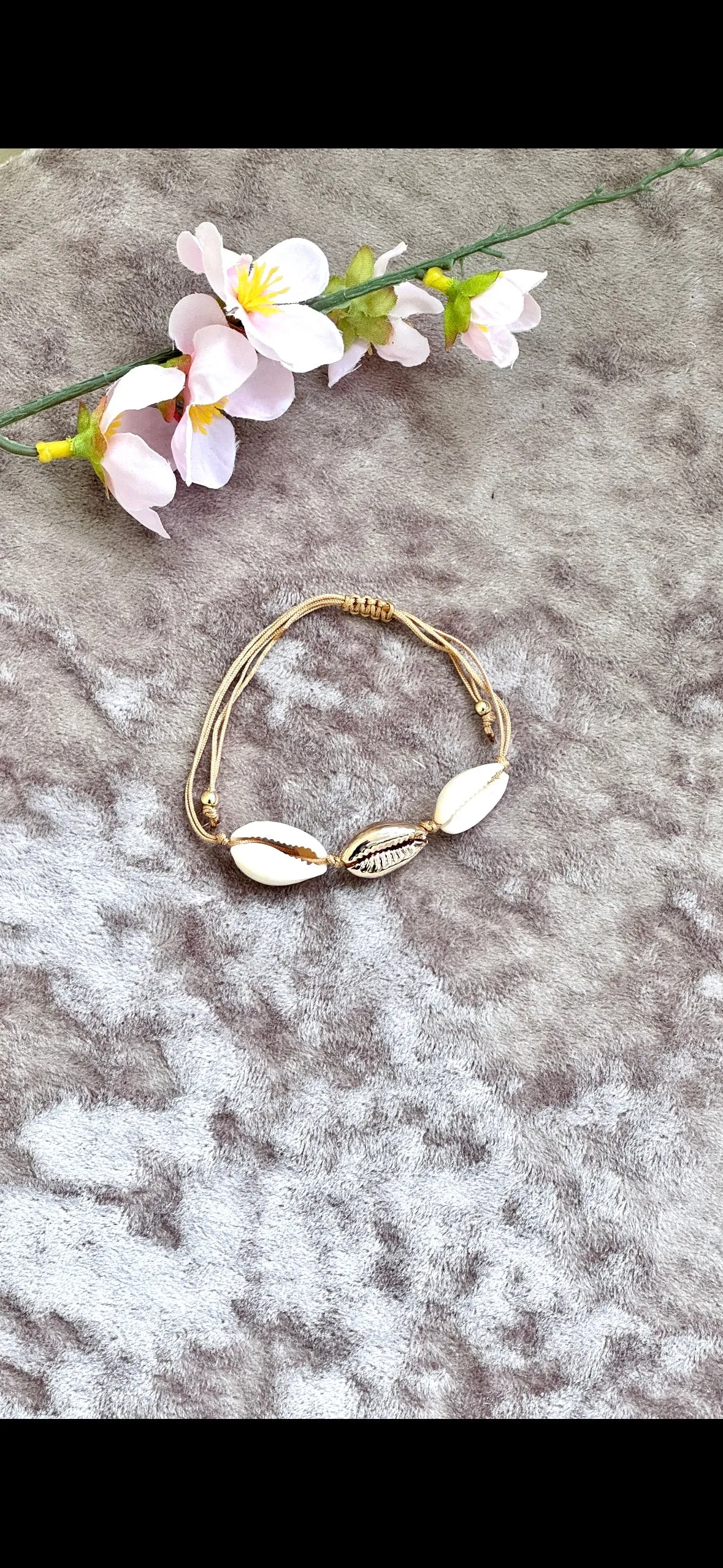 Shell bracelet/anklet