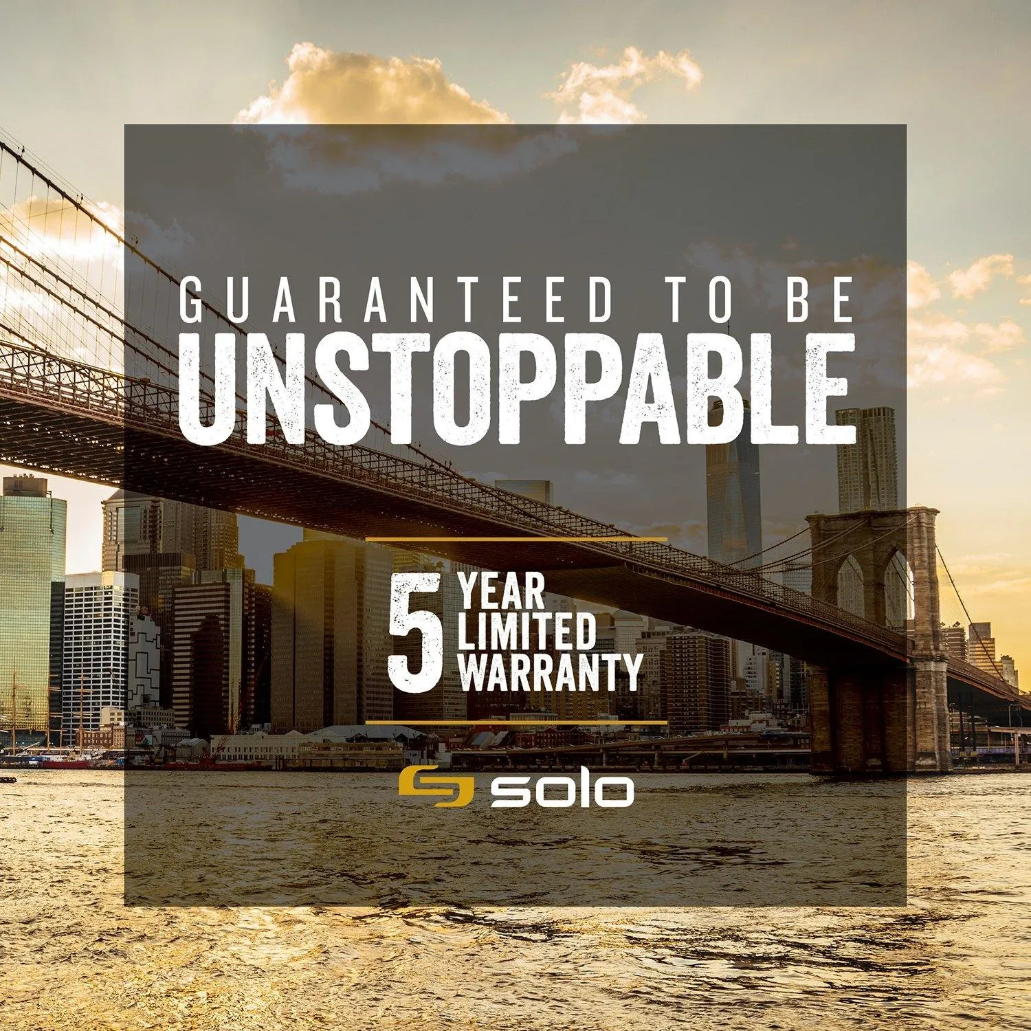 Solo Conquer 15.6" Expandable Laptop Messenger
