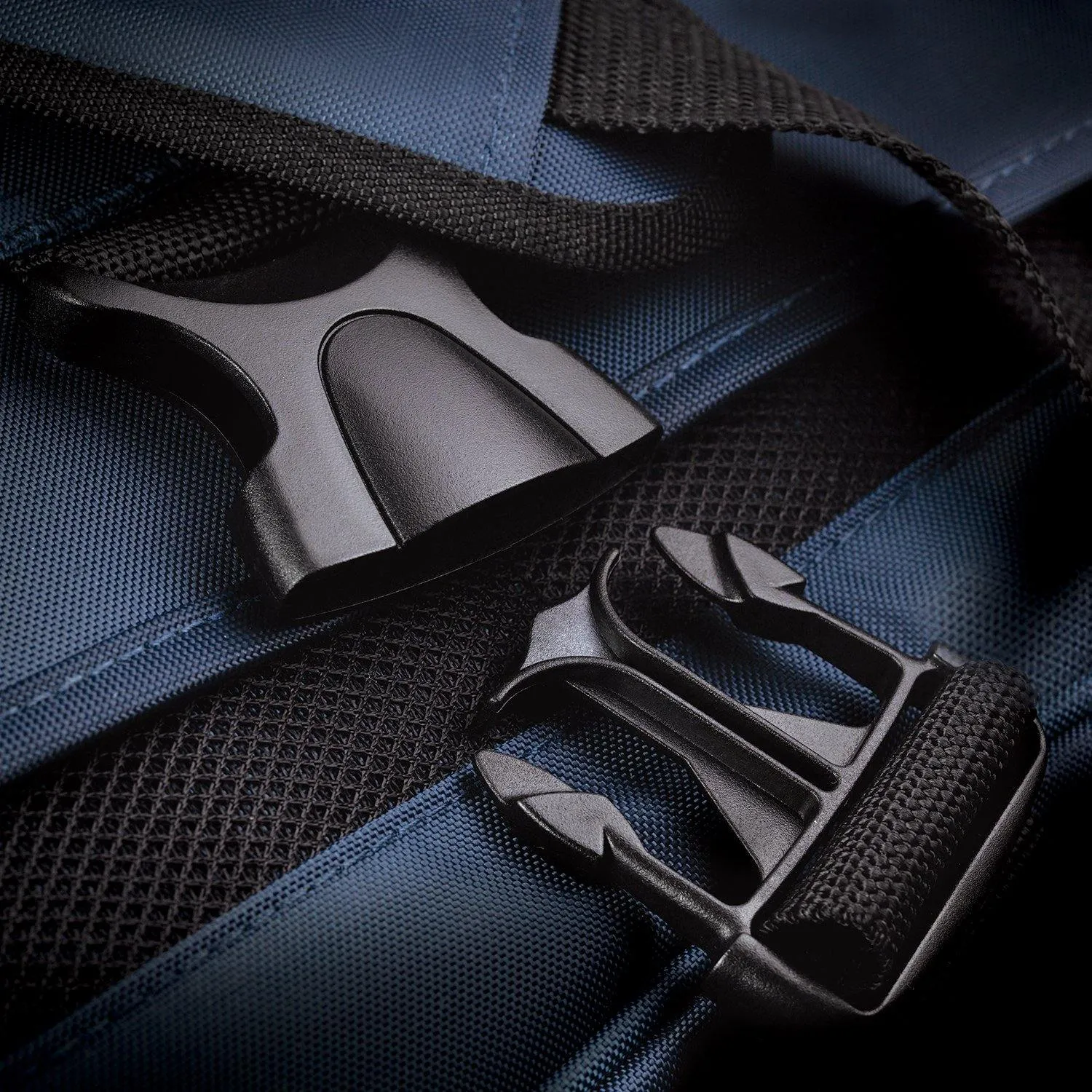 Solo Conquer 15.6" Expandable Laptop Messenger
