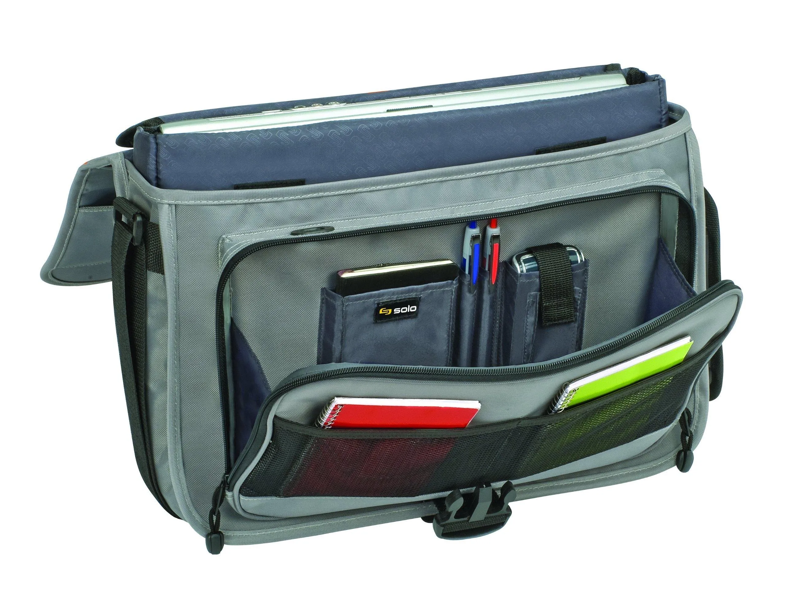 Solo Conquer 15.6" Expandable Laptop Messenger