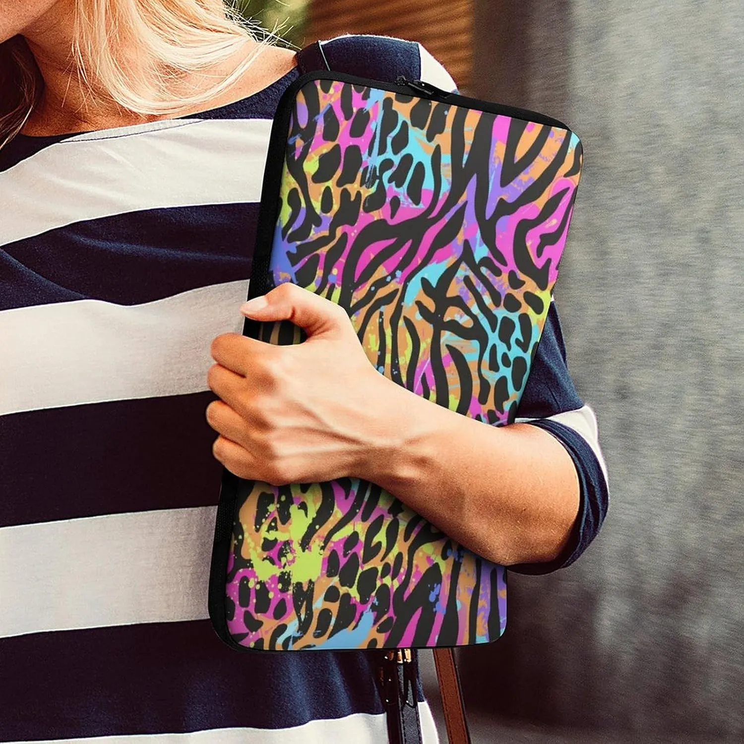TigerPrint All Print Hands Free Withdrawal Laptop Bag Unisex