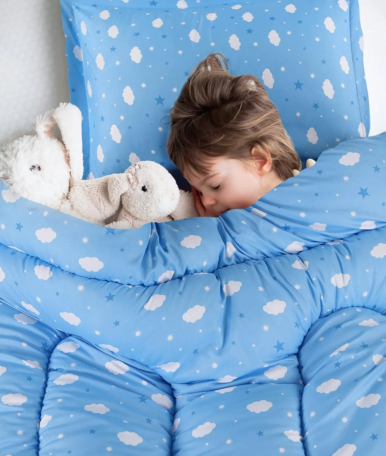 Utopia Bedding All Season Cloud Comforter Set with 2 Pillow Cases, 3 Piece Soft Brushed Microfiber Kids Bedding Set for Boys/Girls, Machine Washable (Twin)