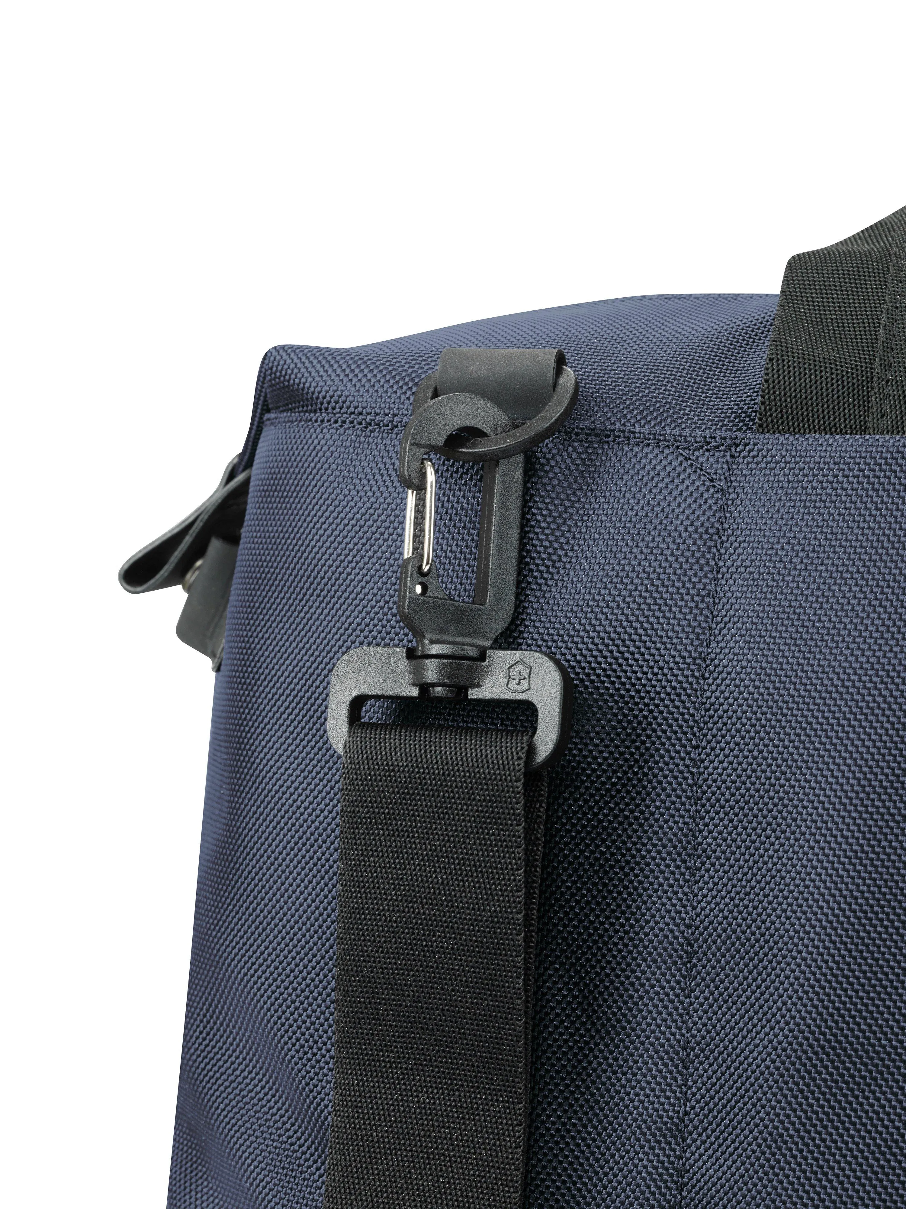 Victorinox Werks Traveler 6.0 Weekender Bag with Zipper Expansion