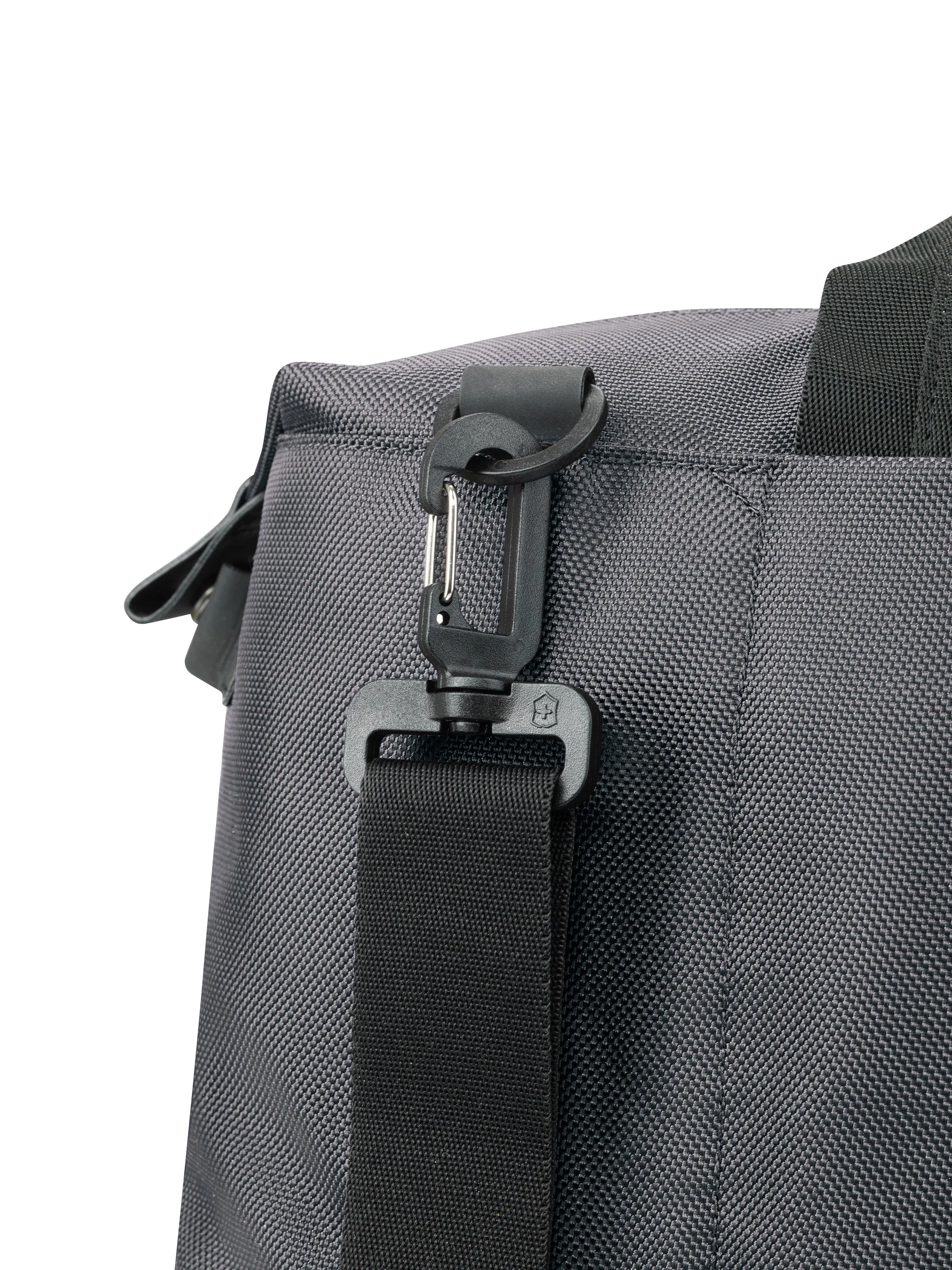 Victorinox Werks Traveler 6.0 Weekender Bag with Zipper Expansion