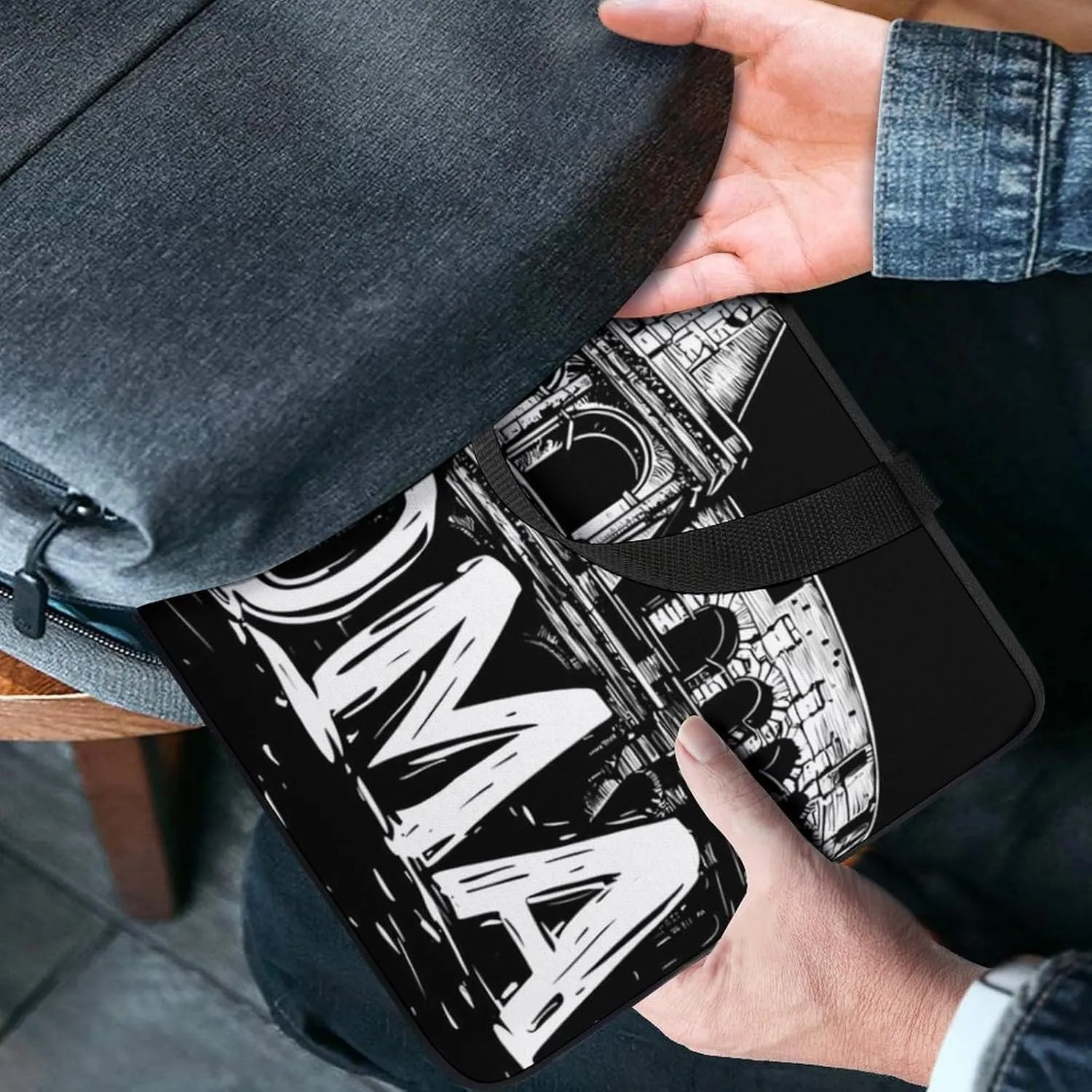 Vintage Roman Architecture Funny Laptop Bag Sleeve Portable Computer Carrying Case Cover Unisex 10inch