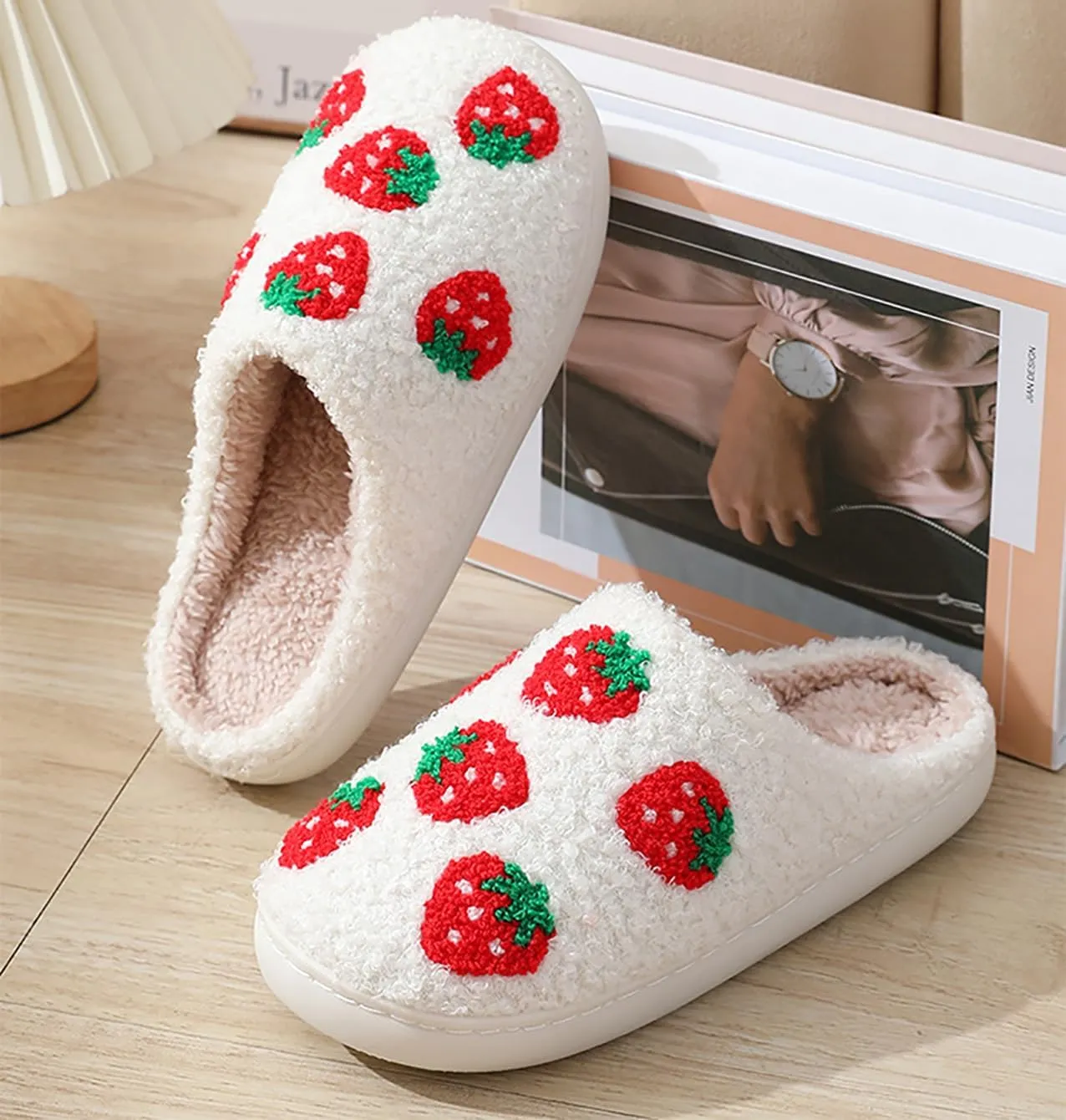 Women's & Men's Fluffy Plush Slippers - Cute Cartoon Animal House Slippers - Cuddly Warm Indoor/Outdoor Fuzzy Memory Foam Retro Home Couple Shoes