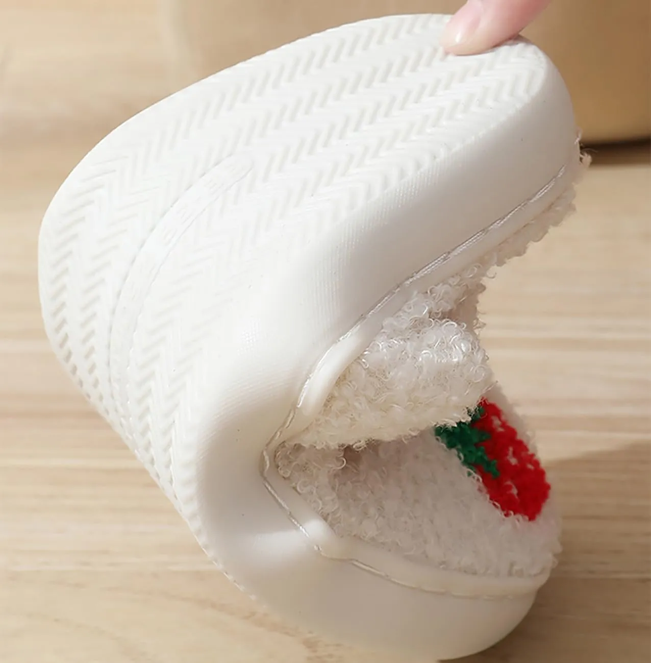 Women's & Men's Fluffy Plush Slippers - Cute Cartoon Animal House Slippers - Cuddly Warm Indoor/Outdoor Fuzzy Memory Foam Retro Home Couple Shoes