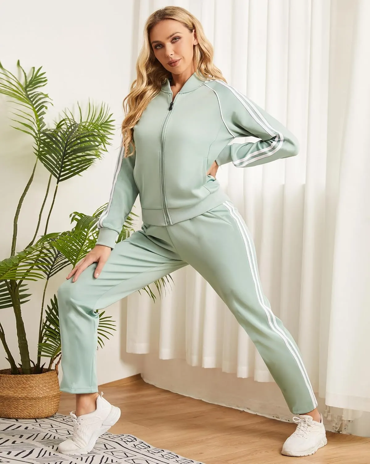 Women's Tracksuit 2 Piece Outfits Zip Striped Sportswear Long Sleeve Jogger Suits for Women with Pockets