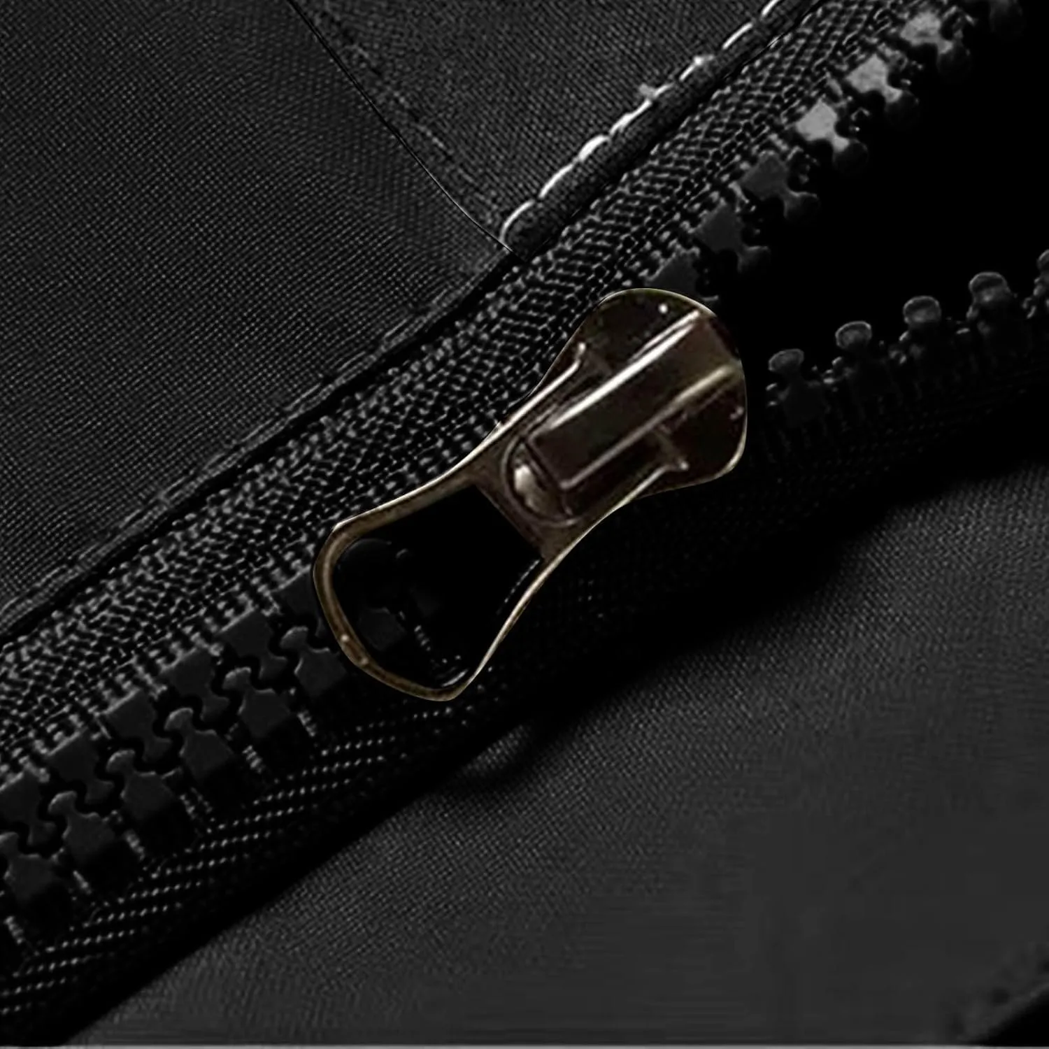 Women's Waterproof Ski Jackets Warm Long Sleeve Zip Pocket Hooded Jacket Windproof Hiking Jacket for Women Winter